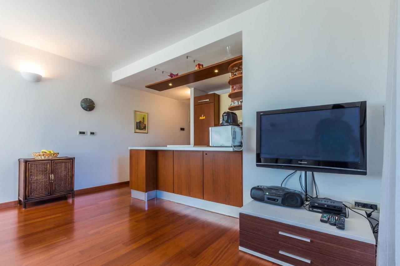 Adriano 2Br Apartment With Terrace Zadar Ngoại thất bức ảnh